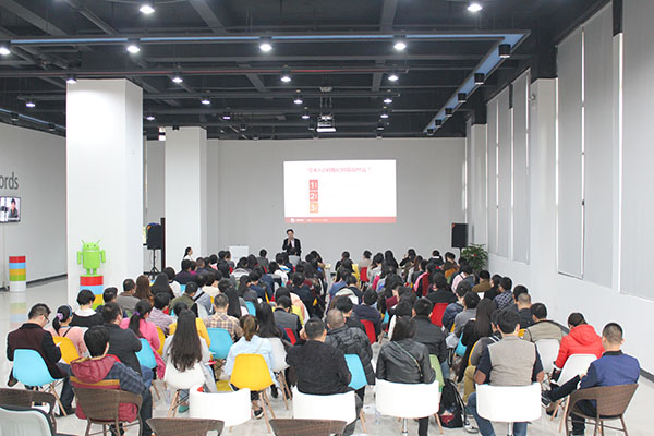 第一頁(yè)特邀夏濤共話互聯(lián)網(wǎng)+外貿(mào)大趨勢(shì)